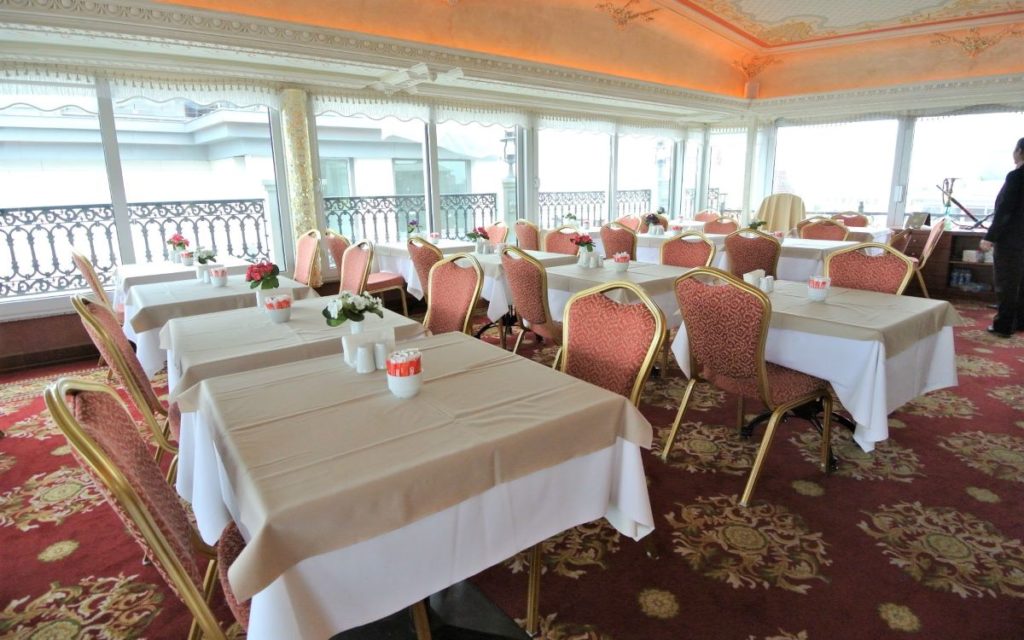 DELUXE GOLDEN HORN HOTEL