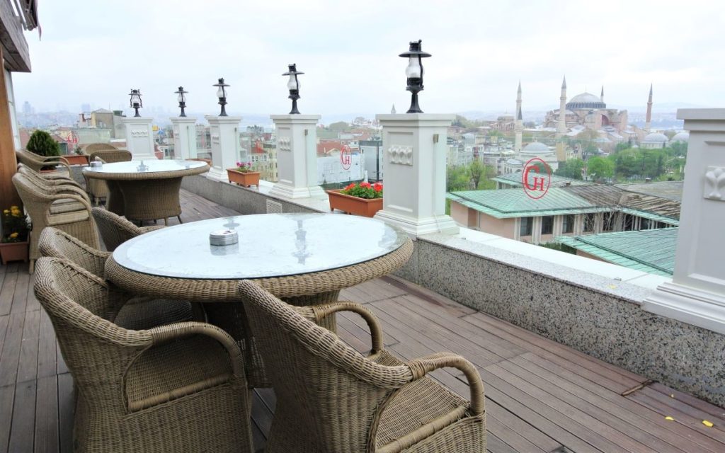 DELUXE GOLDEN HORN HOTEL