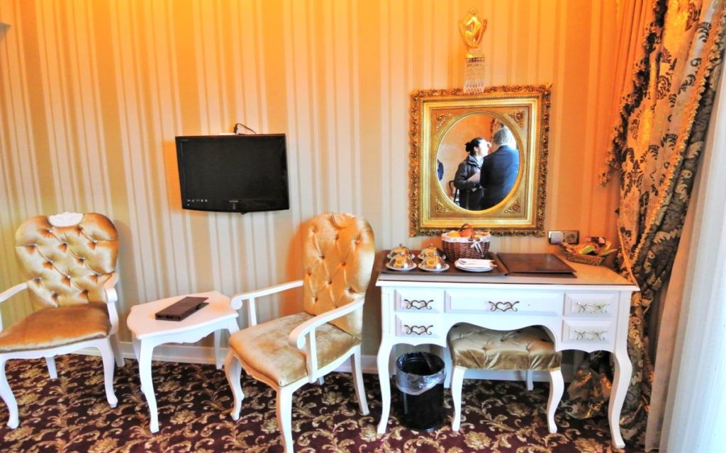 DELUXE GOLDEN HORN HOTEL