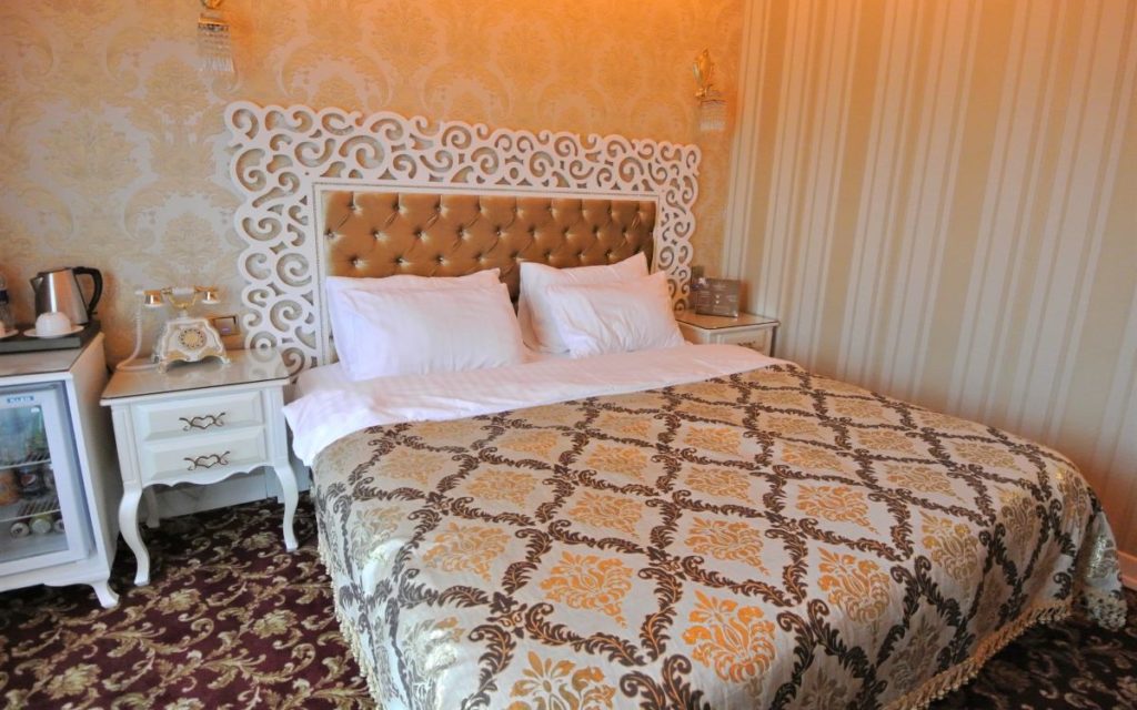 DELUXE GOLDEN HORN HOTEL