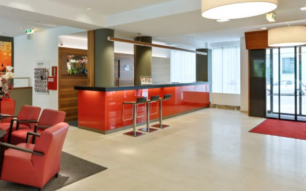 AUSTRIA TREND BEIM THERESIANUM