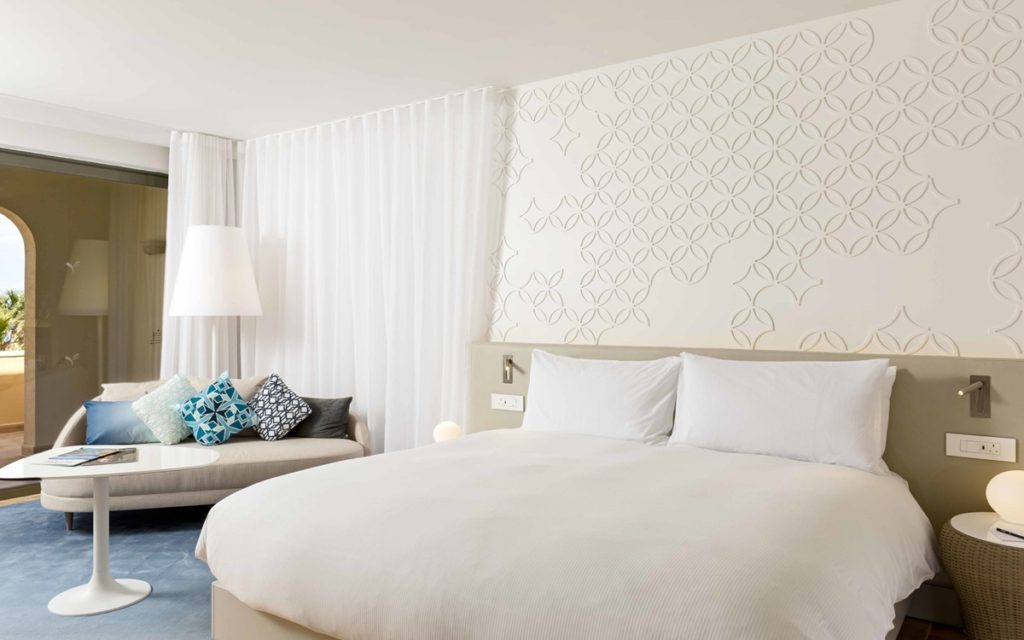 hilton-1-King-Garden-View