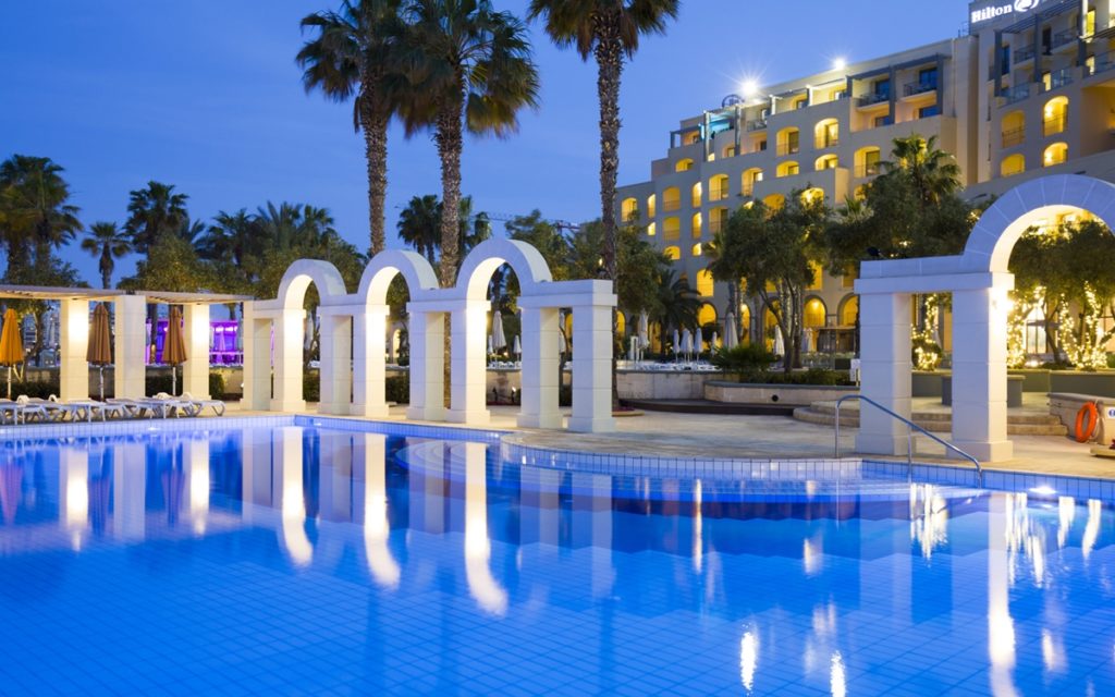 hilton-8-MLAHI_HORIZONPOOL