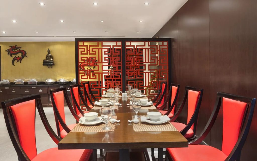 HowardJohnson-7-restaurant