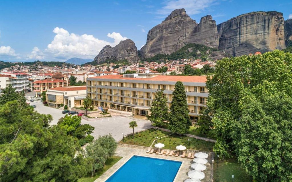 ディバニ メテオラ ホテル カランバカ