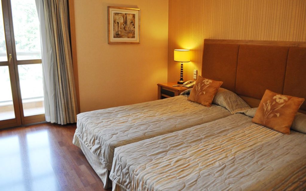 ディバニ メテオラ ホテル カランバカ