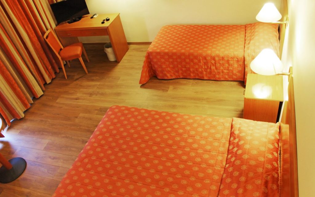 ストラーダ マリーナ ホテル-ザギントス