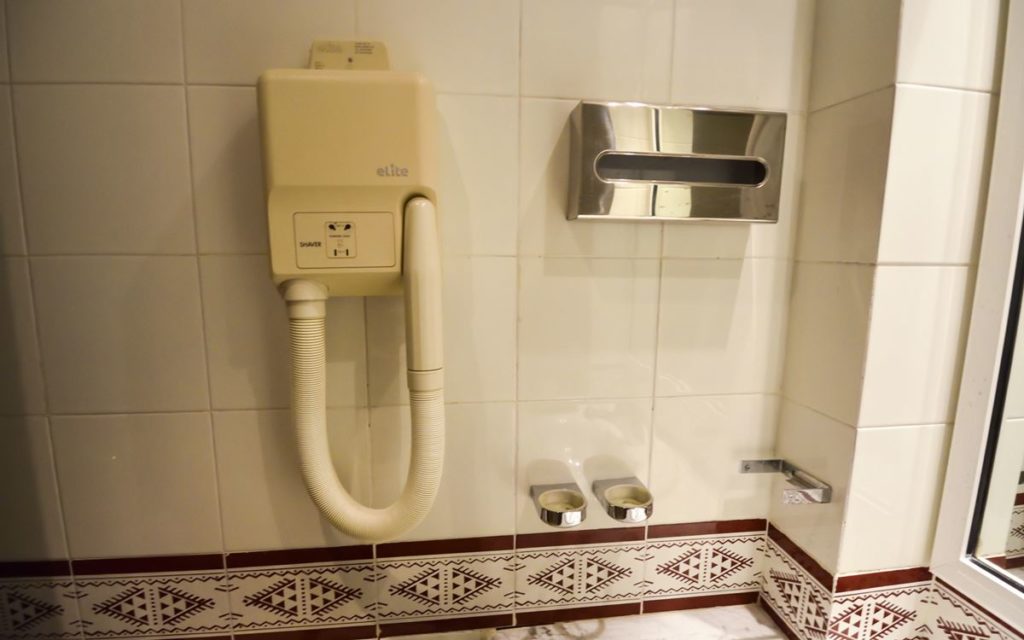 クサール ルージュ トズール