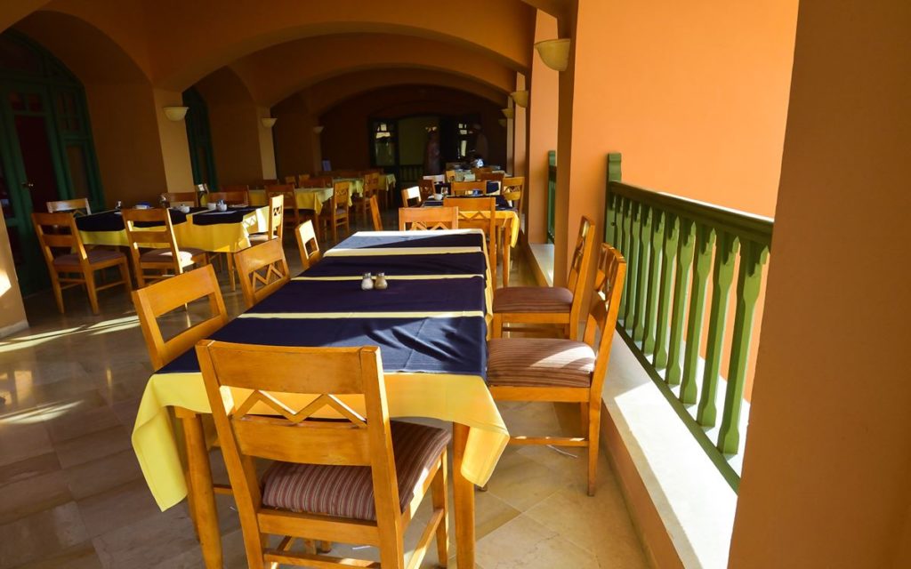 クサール ルージュ トズール