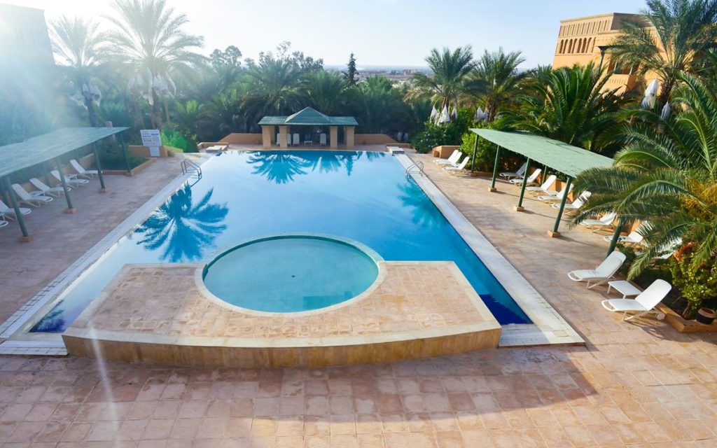 クサール ルージュ トズール