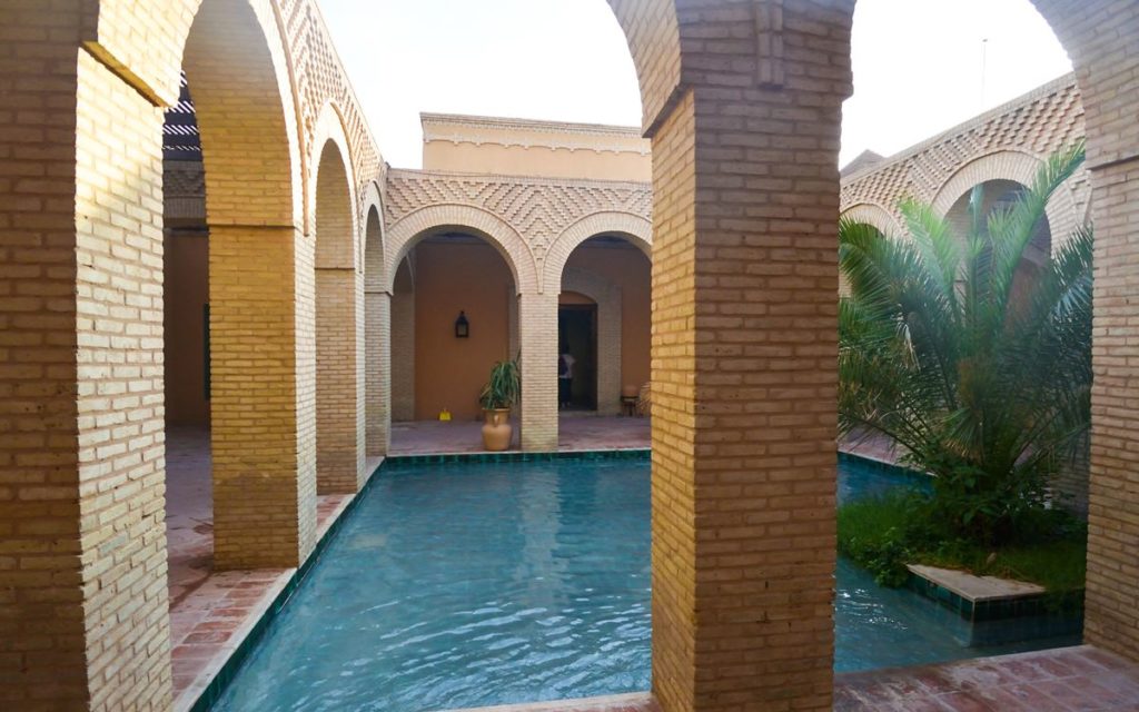 クサール ルージュ トズール