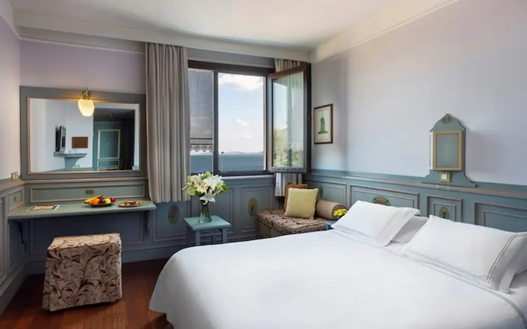 アルマダ イスタンブール オールド シティ ホテル