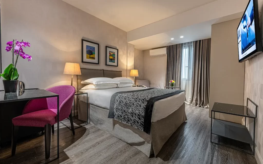 アストール ホテル