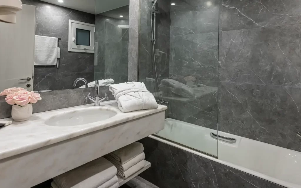 アストール ホテル