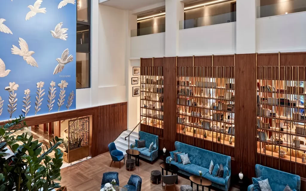 エレクトラ メトロポリス アテネ