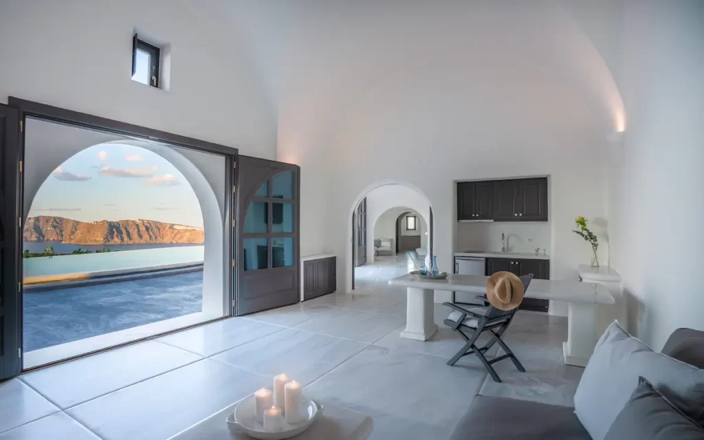 ペリボラス ホテル