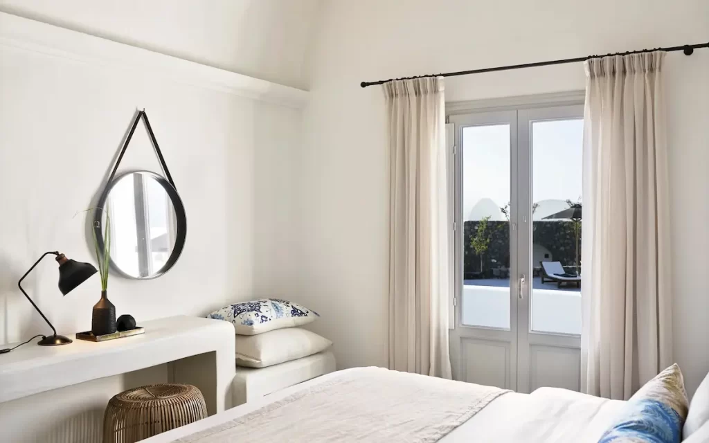 サント ピュア イア スイーツ & ヴィラズ