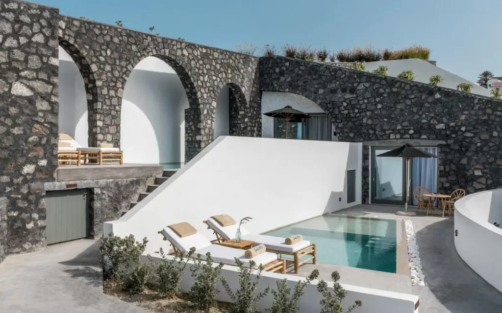 サント ピュア イア スイーツ & ヴィラズ