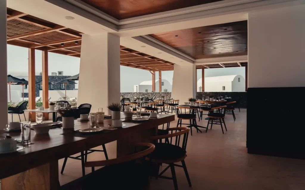 サント ピュア イア スイーツ & ヴィラズ