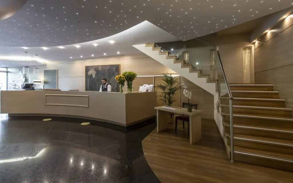 アマリア アテネ ホテル