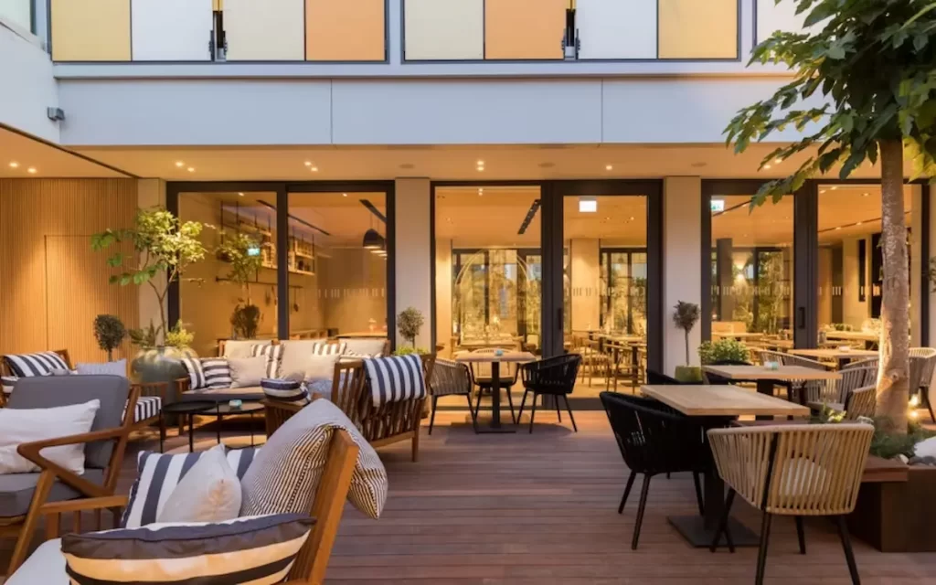 ホテル インディゴ ラルナカ IHG