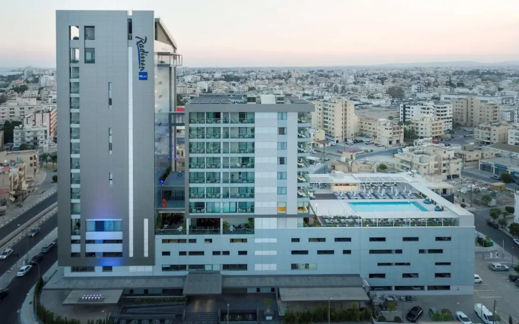 ラディソン ブル ホテル ラルナカ