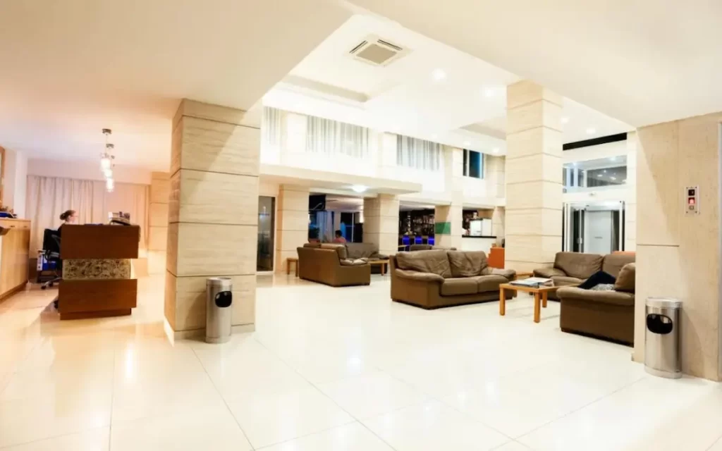 ホテル リヴィエラ