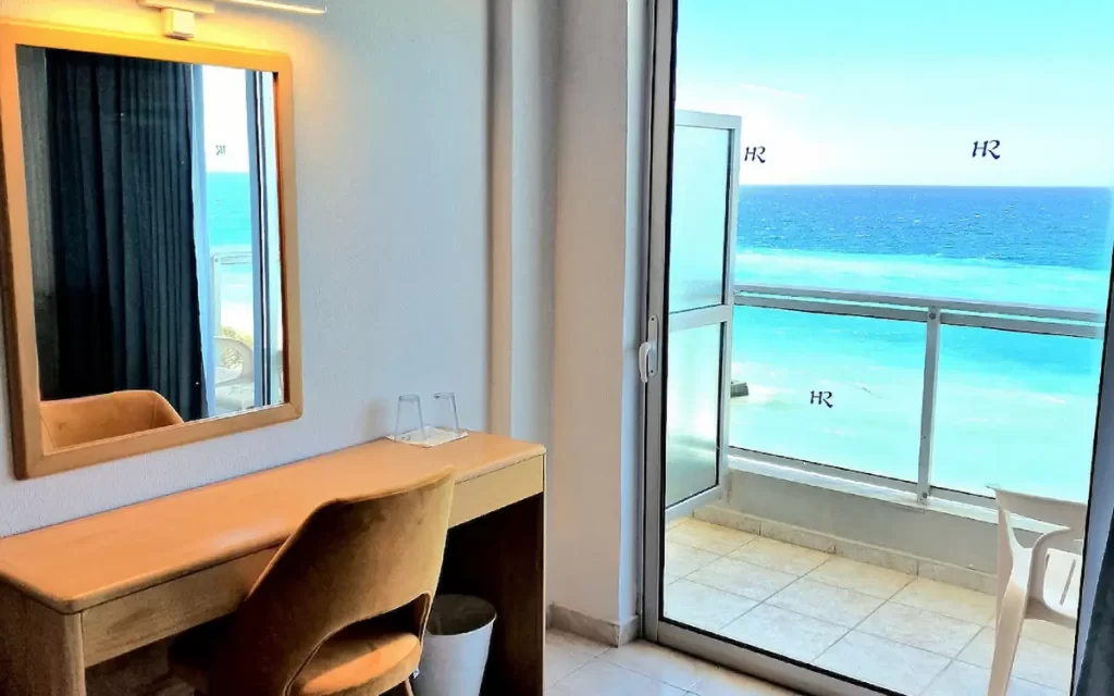 ホテル リヴィエラ