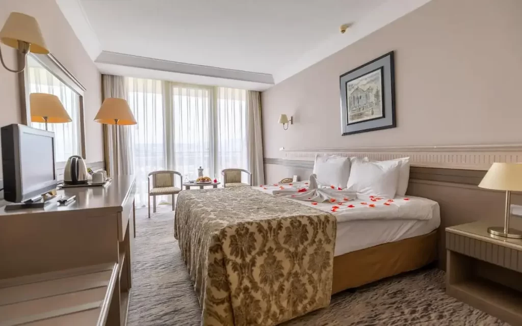 ファンタジア　デラックス　ホテル