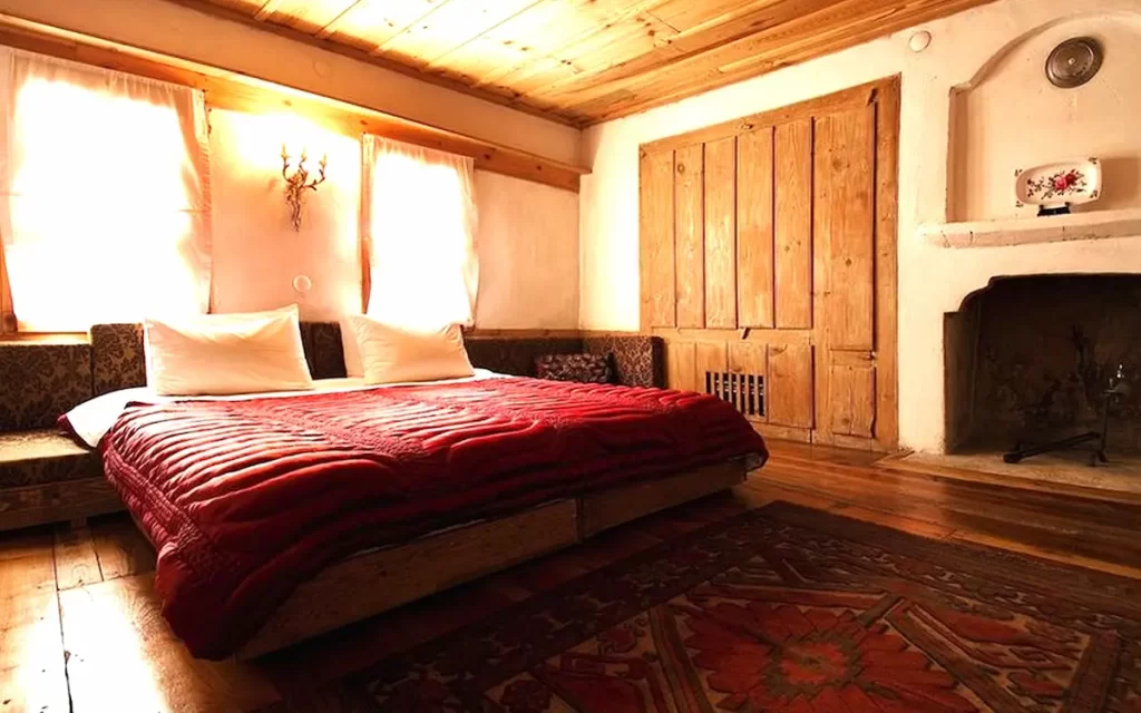 ギュルエヴィ　サフランボル