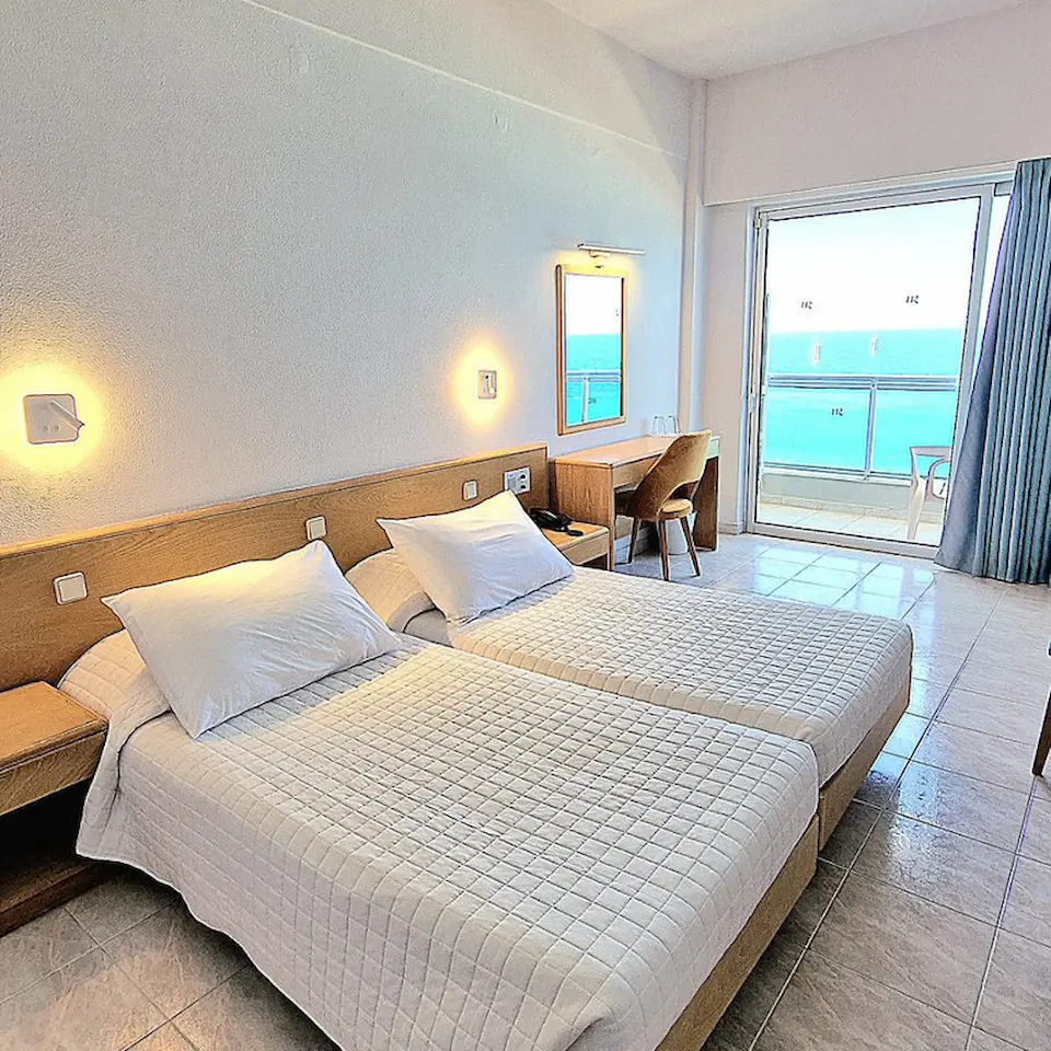 サイドシービューダブルルーム-img