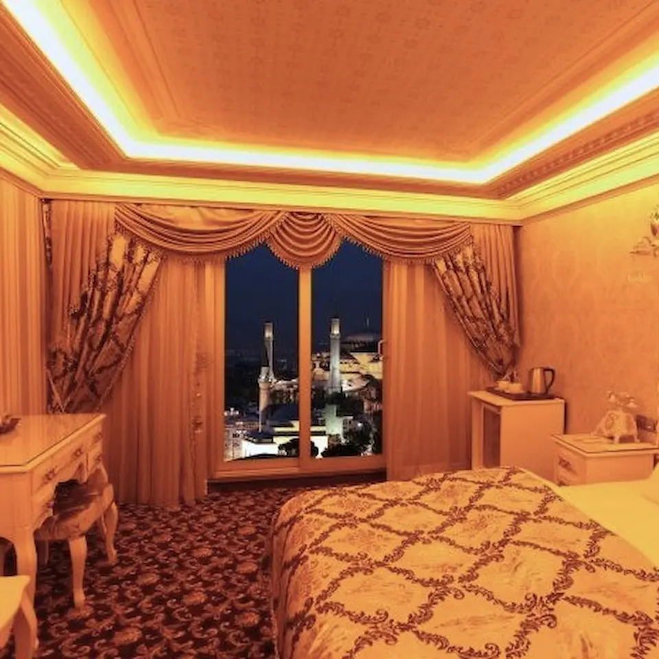 スーペリアルーム（バルコニー付き）-img