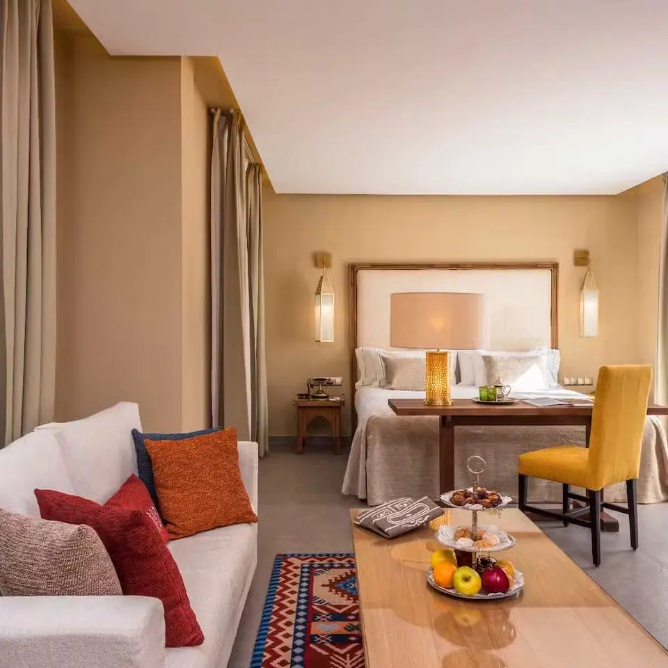 デラックスルーム-img