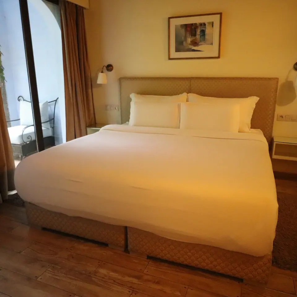 デラックスルーム-img